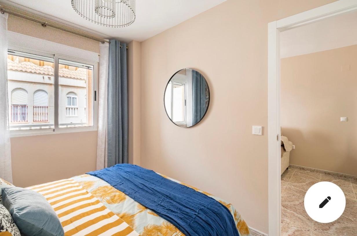 Апартаменты В 4 Мин От Пляжа Torrevieja Luaran gambar